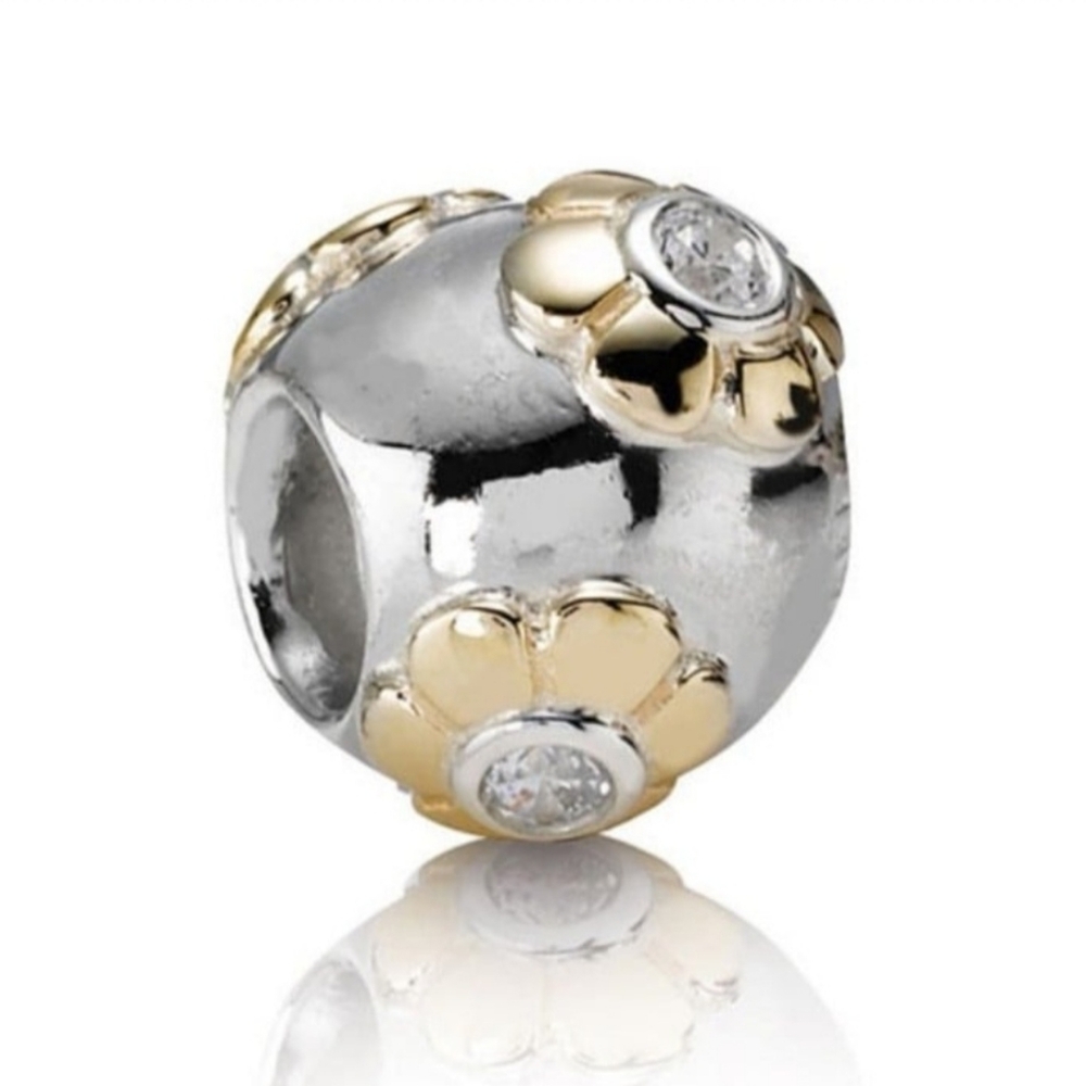 PANDORA BRAND , RAISED FLOWER CZ , GREAT CONDITION ! 2 AVAILABLE !